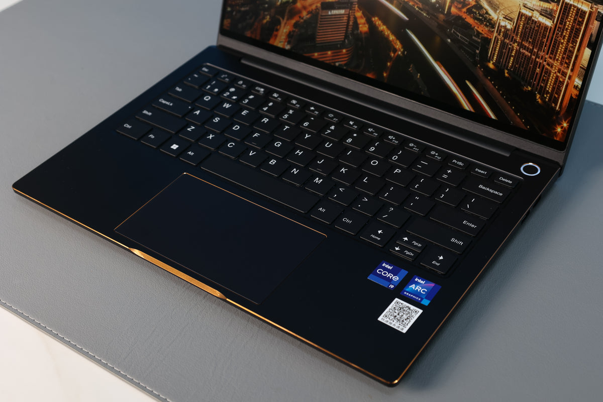 Gladiator 14x Computer Machcreator-14X Gen 12 Intel (14”) Laptop